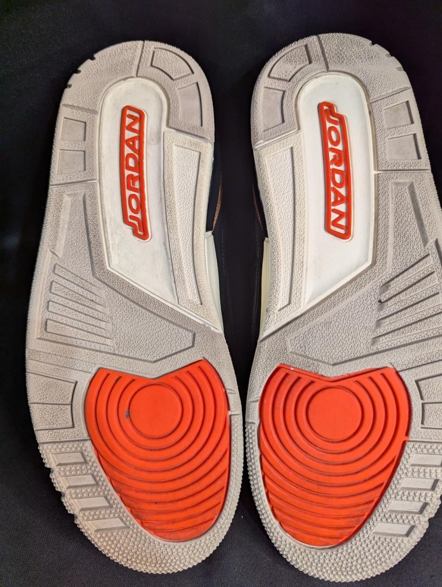 Jordan 3 Retro "Desert Elephant" Black Rush Orange US 8 Used Good CT8532 - 008 - Sole & Drip