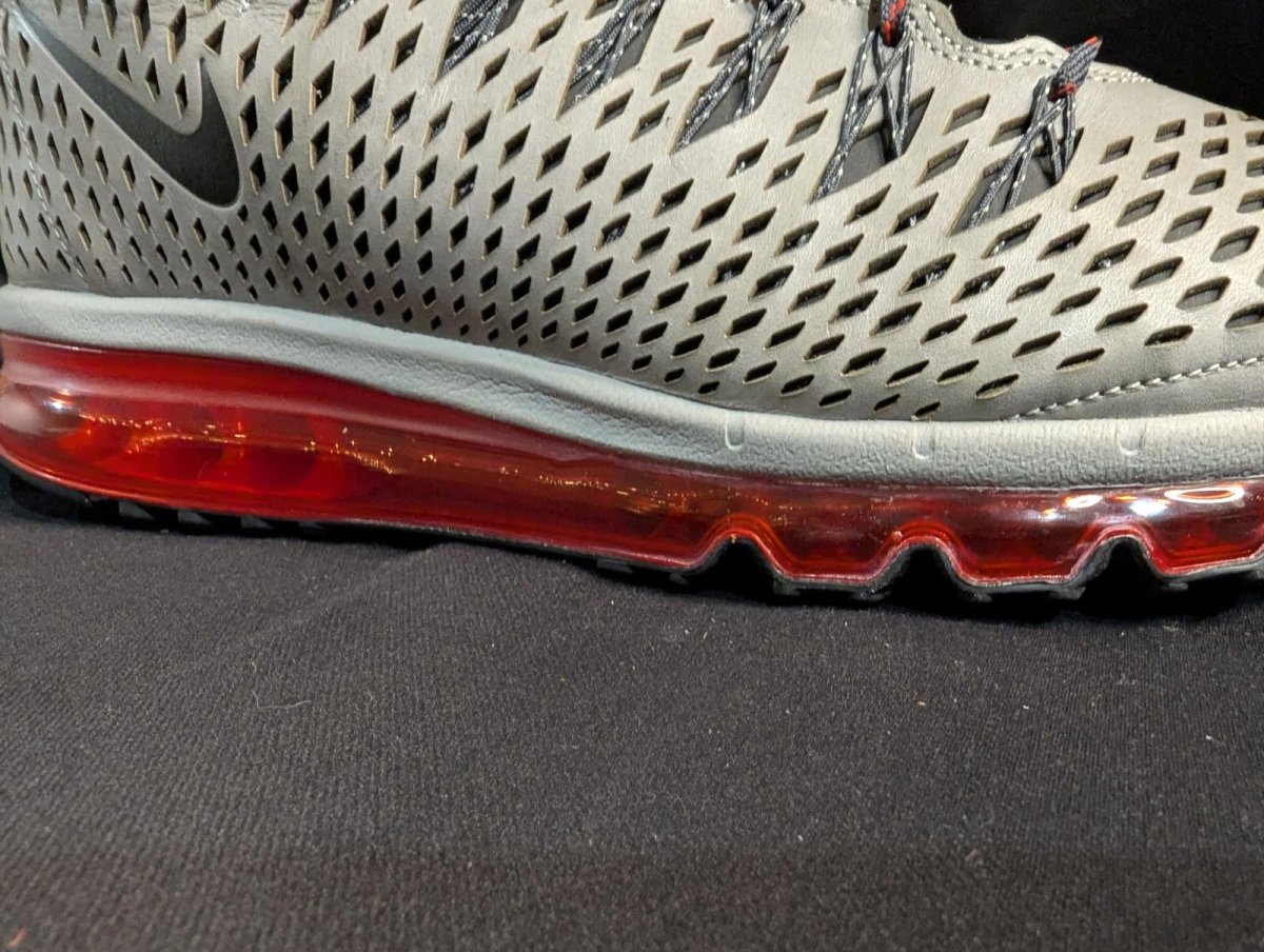 Nike Air Max Graviton Mid Silver Chilling Red US 13 Used w/ Box 616045 - 006 - Sole & Drip