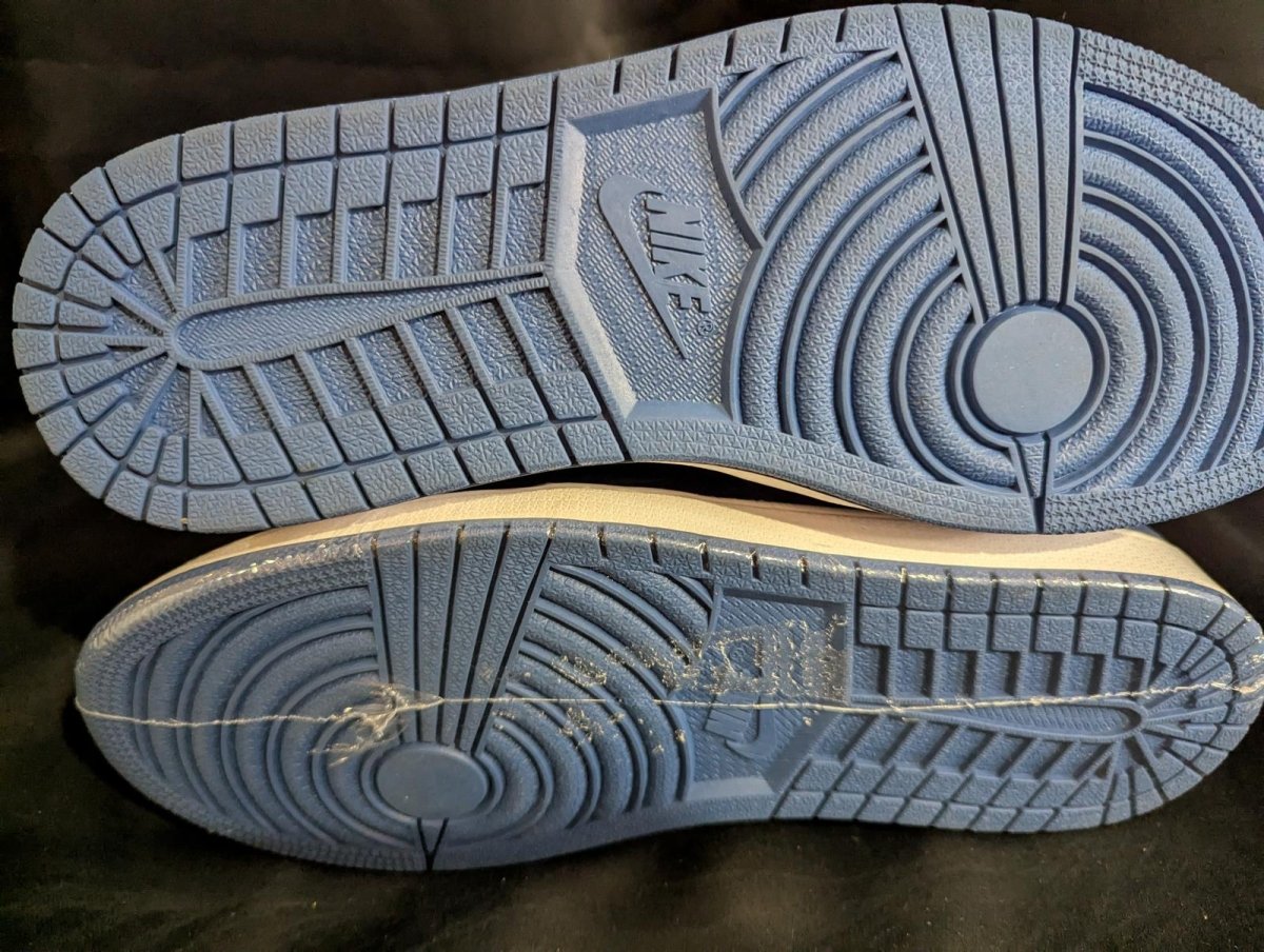 NEW NIB Air Jordan 1 High OG "Dark Marina Blue" Black Blue Size 12 555088 - 404 - Sole & Drip