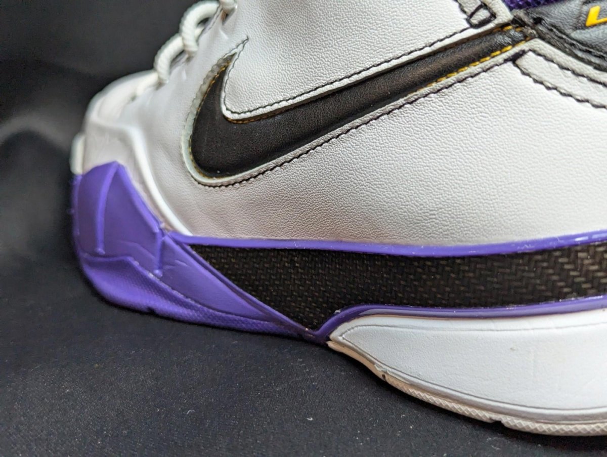 Nike Kobe 1 Protro "81 Pt Game" AQ2728 - 101 Size 8 - Sole & Drip