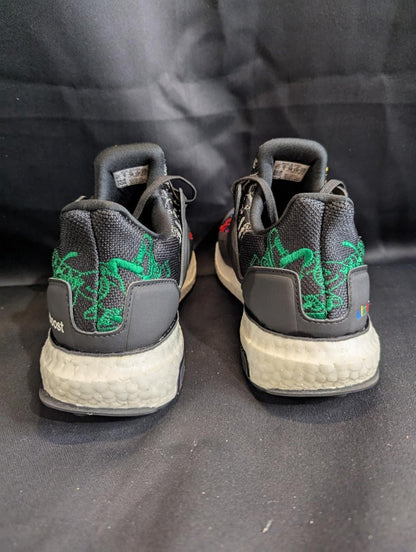 NEW Adidas UltraBoost "Disney Goofy" Black Multi - Color Youth 5.5 FW8944 - 018 - Sole & Drip