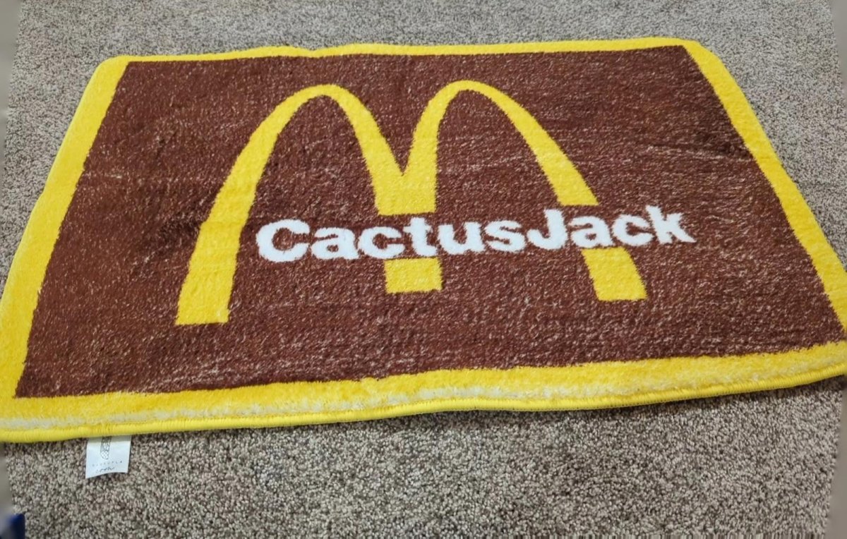 NEW Travis Scott x McDonald's Cactus Jack Arches Rug CJ Collectible Tufted - Sole & Drip