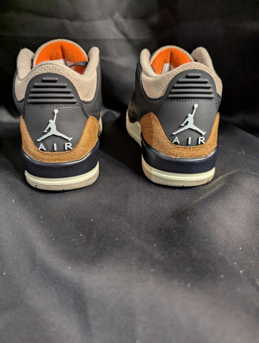 Jordan 3 Retro "Desert Elephant" Black Rush Orange US 8 Used Good CT8532 - 008 - Sole & Drip