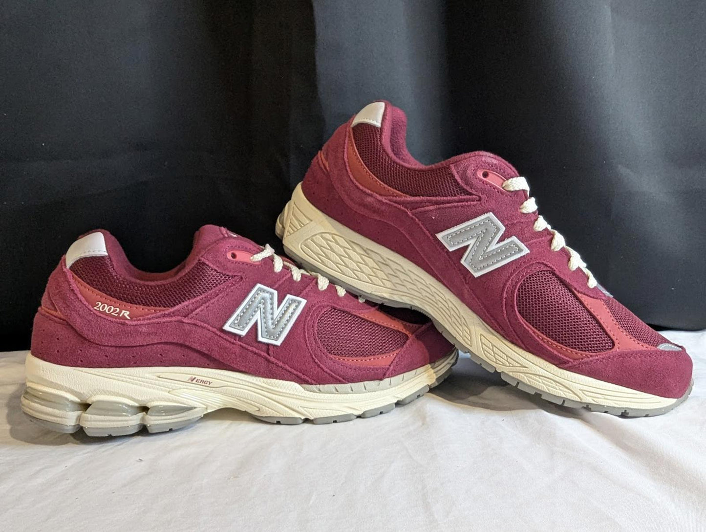 NEW BALANCE 2002R M2002RHA "Red Wine" Suede Pack Men's Size 11 EC W/ Box