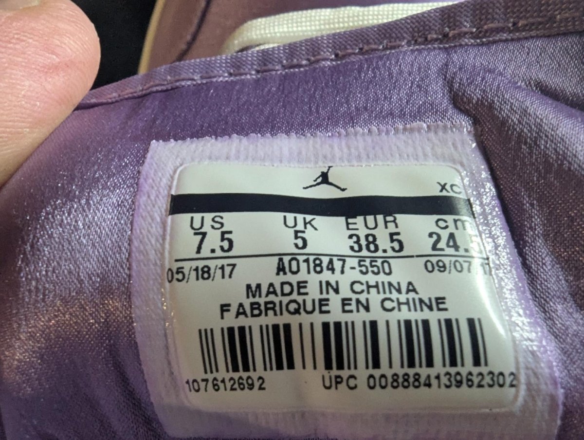 Jordan 1 High "Season of Her Orchid Mist" Wmns 7.5 Used VGC AO1847 - 550 Satin - Sole & Drip