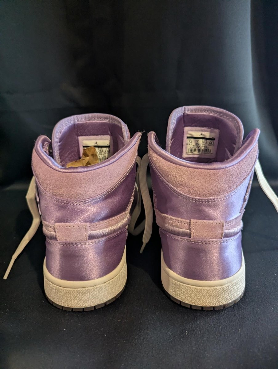 Jordan 1 High "Season of Her Orchid Mist" Wmns 7.5 Used VGC AO1847 - 550 Satin - Sole & Drip