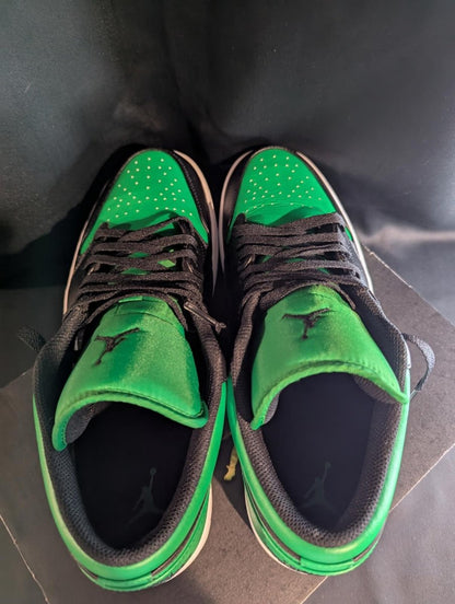 Jordan 1 Low "Lucky Green" Black Green Size 13 Like New VGC w/ Box 553558 - 065 - Sole & Drip