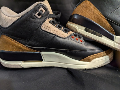 Jordan 3 Retro "Desert Elephant" Black Rush Orange US 8 Used Good CT8532 - 008 - Sole & Drip