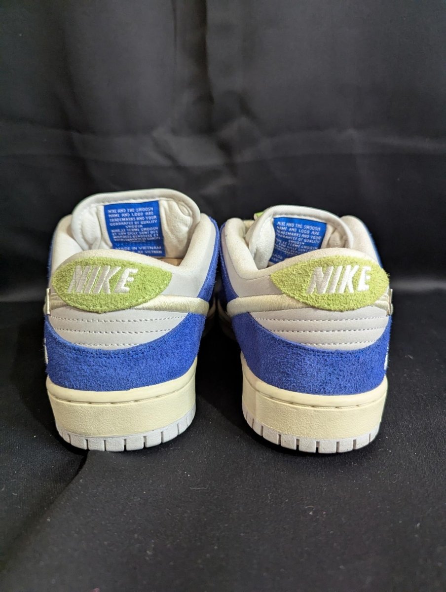 Nike SB Dunk Low x FLY "Gardenia" Size 9 DQ5130 - 400 Blue Suede New - Sole & Drip