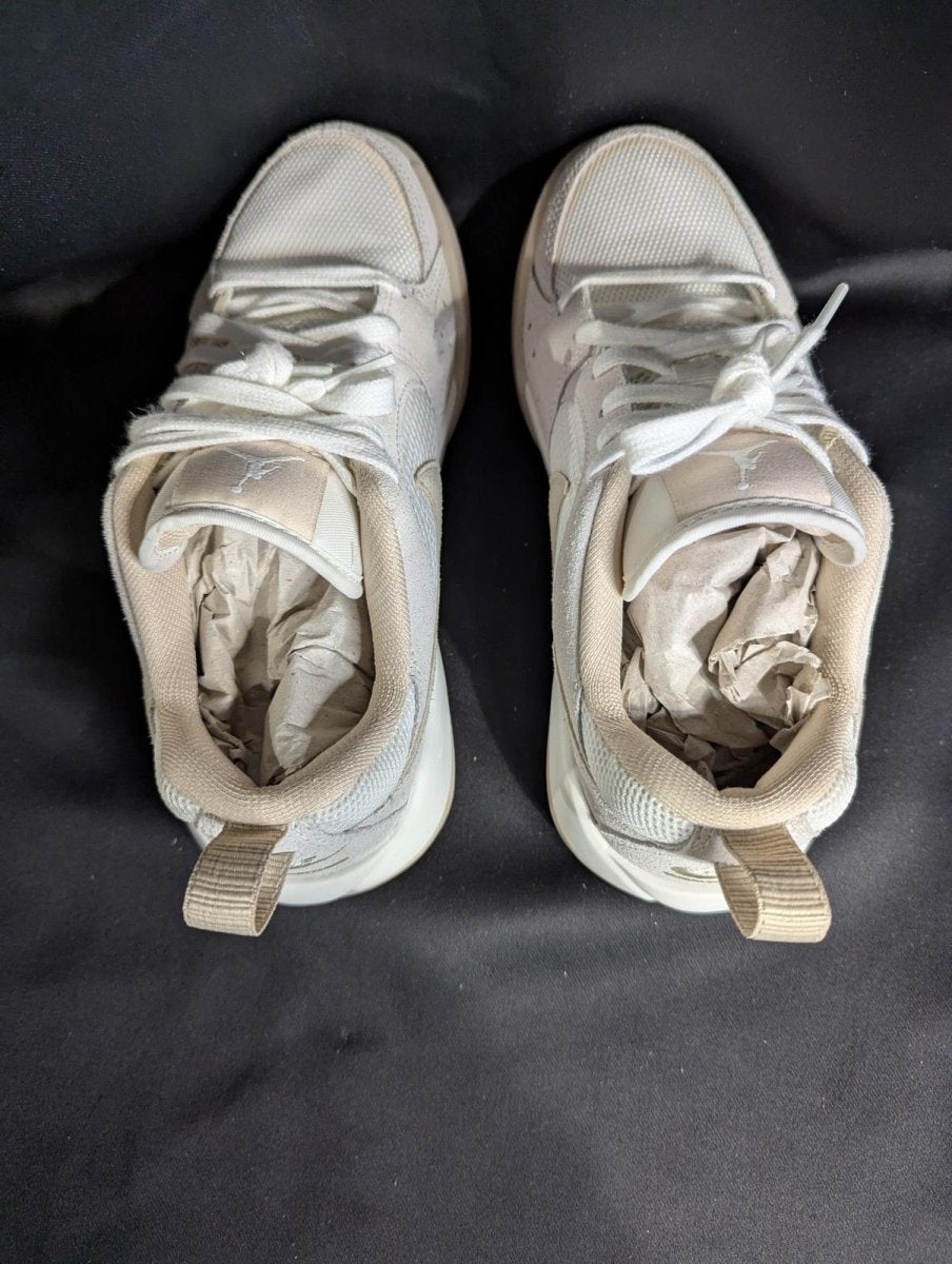 Jordan CMFT Era Wmns Size 6.5 Used VGC White/Sail/Multi Casual Retro Sneaker - Sole & Drip