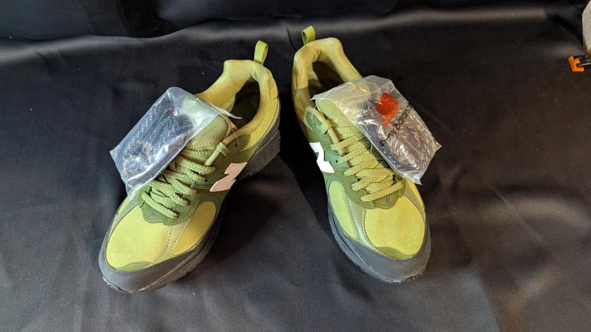 New Balance 2002R "The Basement Moss Green" Men's Size 8.5 - Sole & Drip