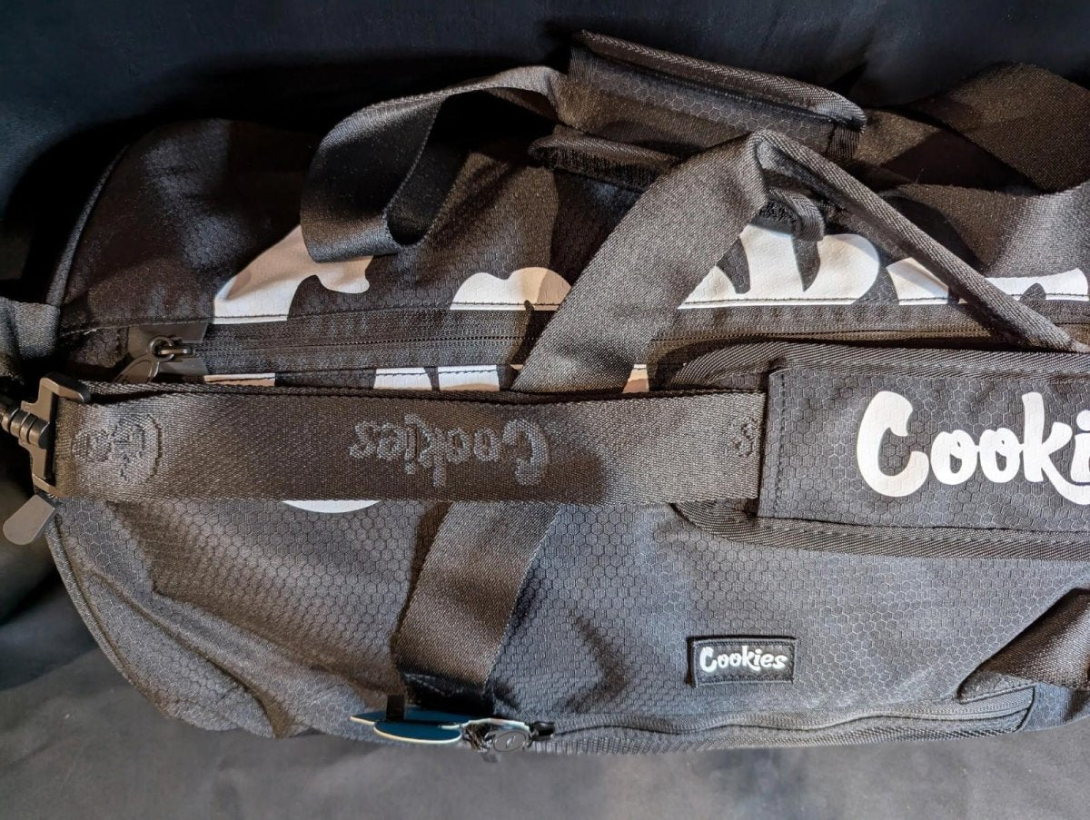 Cookies Summit Ripstop Nylon Smell Proof Duffle Bag Black NEW W/TAGS - Sole & Drip