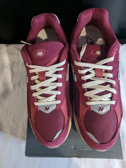 NEW BALANCE 2002R M2002RHA "Red Wine" Suede Pack Men's Size 11 EC W/ Box
