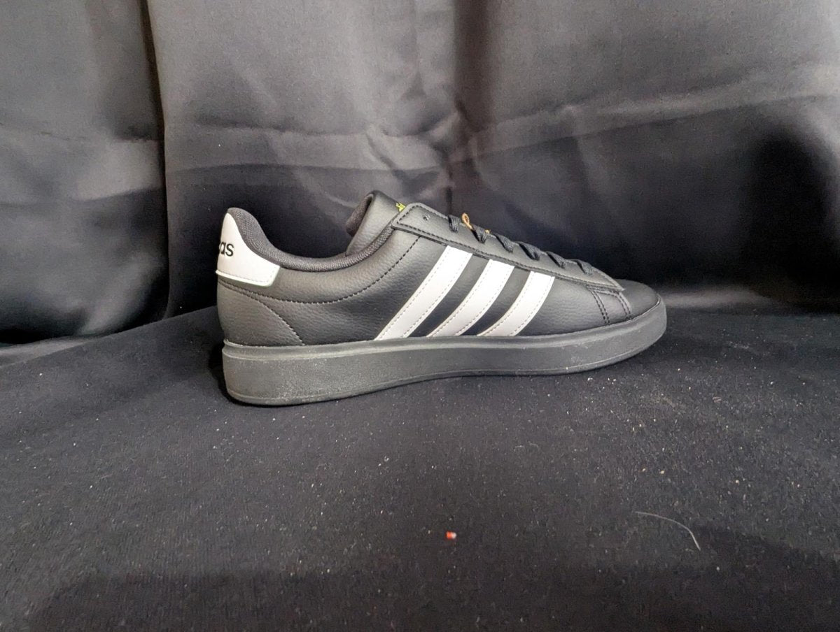 NEW NIB Adidas Grand Court 2.0 Black White Men's Size 9.5 Retro Casual JR0546 - Sole & Drip