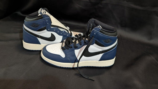 New Nike Air Jordan 1 Retro High OG GS FD1437 - 401 "Midnight Navy" Size 6.5Y - Sole & Drip