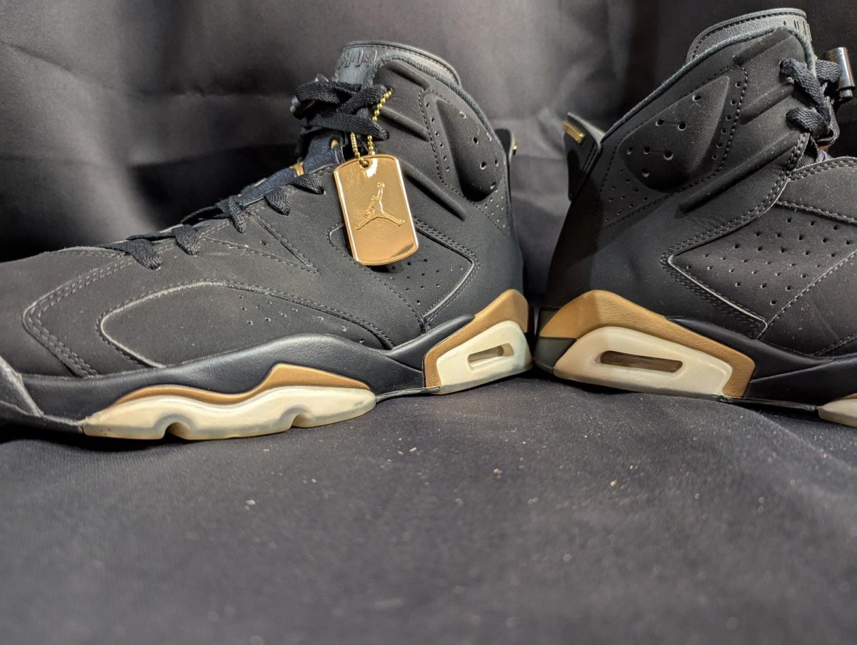 Jordan 6 Retro DMP "Defining Moments" Black Gold Sz 12 Used Good CT4954 - 007 - Sole & Drip