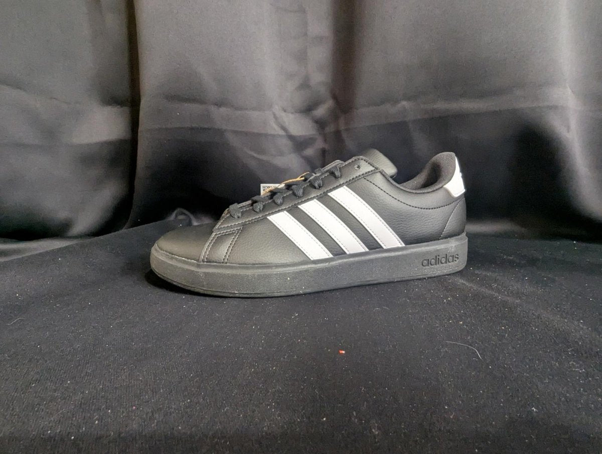 NEW NIB Adidas Grand Court 2.0 Black White Men's Size 9.5 Retro Casual JR0546 - Sole & Drip