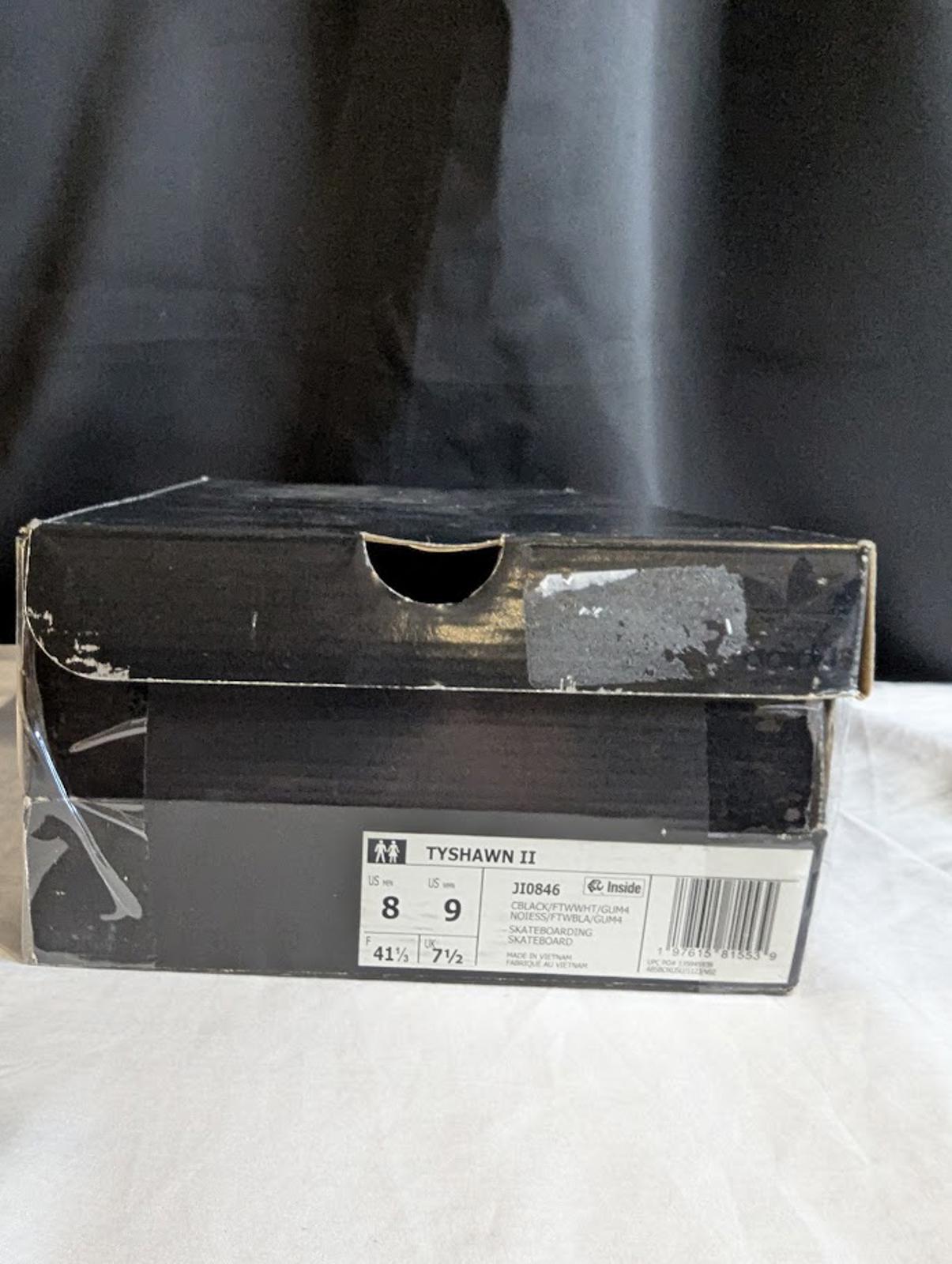 ADIDAS Tyshawn II Core Black Cloud White Gum JI0846 Mens Size 8 NEW Skate Shoe