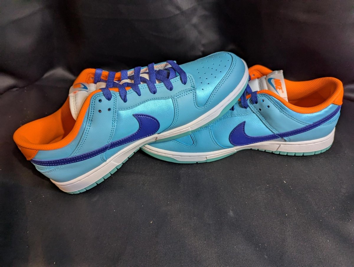 NEW NIB Nike Dunk Low SE "Baltic Blue Total Orange" 11.5 HQ1538 - 416 Aqua Navy - Sole & Drip