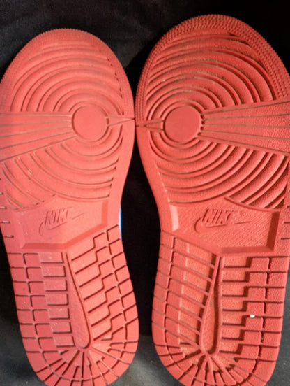 Jordan 1 Retro Low OG "UNC to Chicago" Wmns 7 Used Great CZ0775 - 046 Black/Red - Sole & Drip