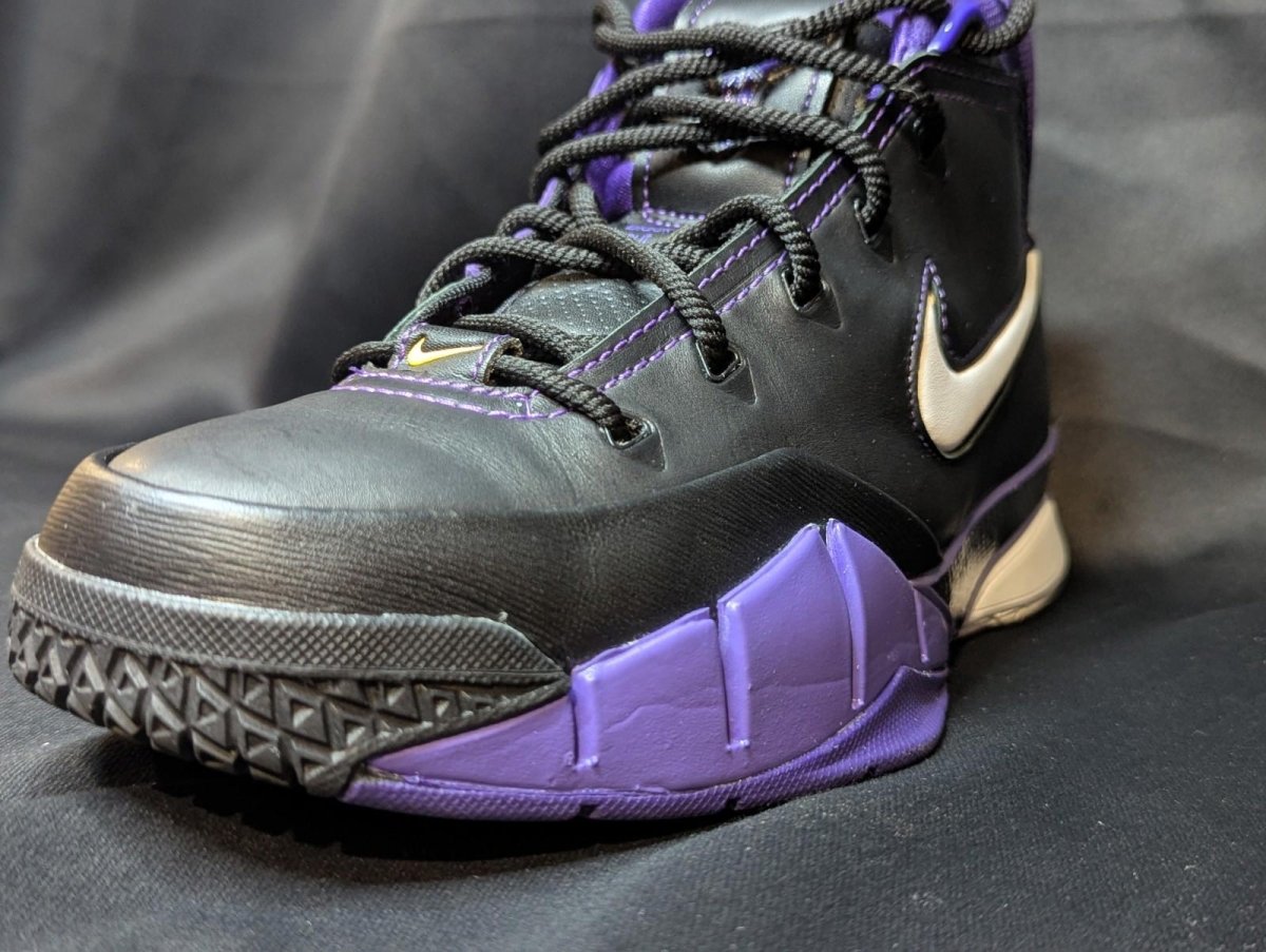 Nike Kobe 1 Protro Purple Reign AQ2728 - 004 Size 8 - Sole & Drip