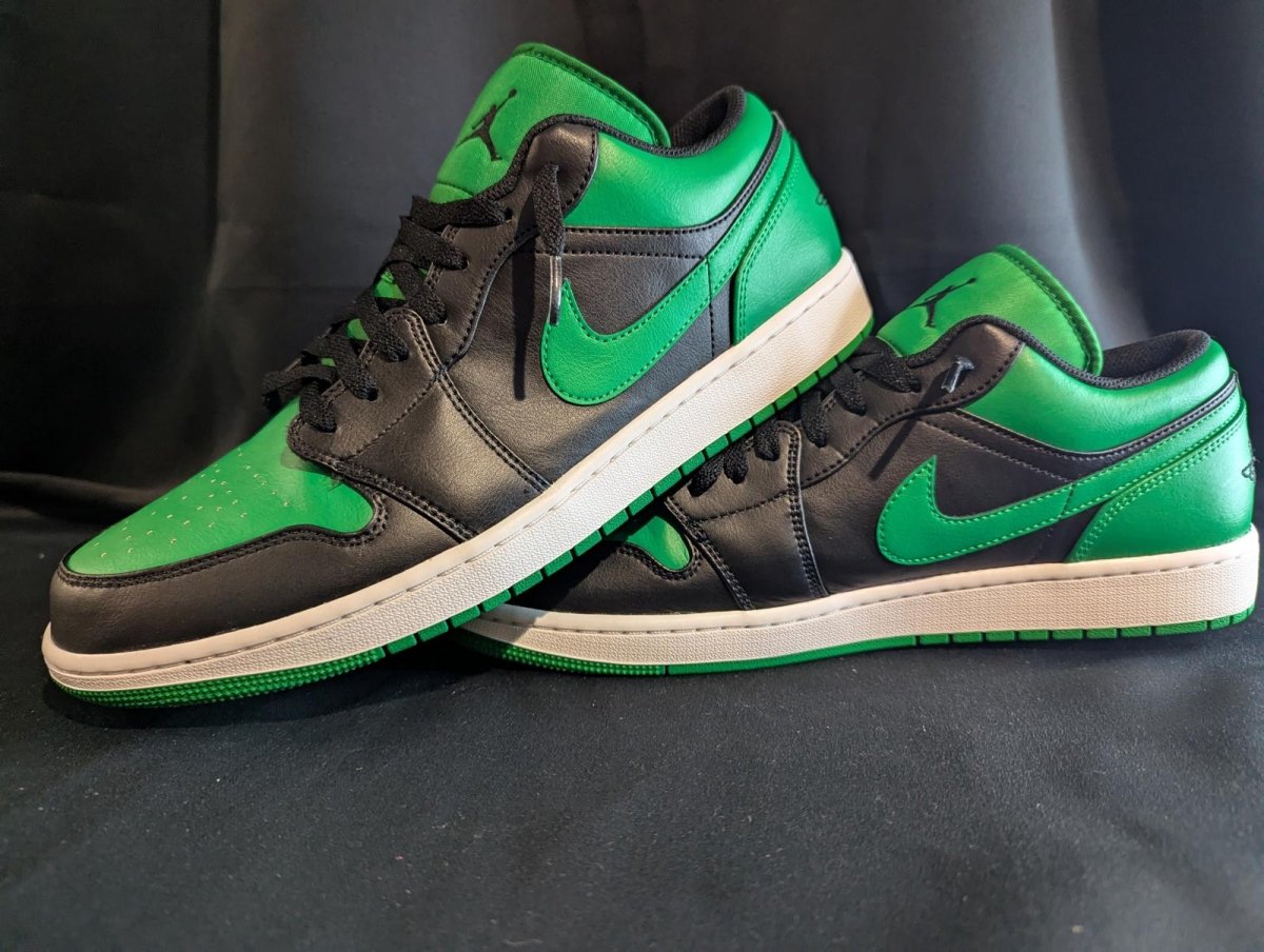 Jordan 1 Low "Lucky Green" Black Green Size 13 Like New VGC w/ Box 553558 - 065 - Sole & Drip
