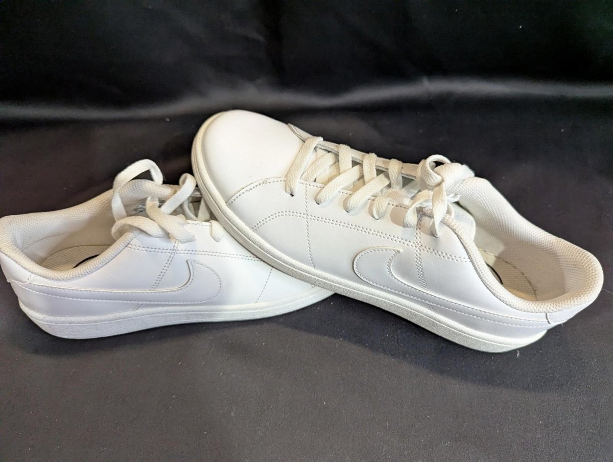 NEW Nike Court Royale 2 Low "Triple White" Wmns 9.5 Classic Sneaker CU9032 - 100 - Sole & Drip