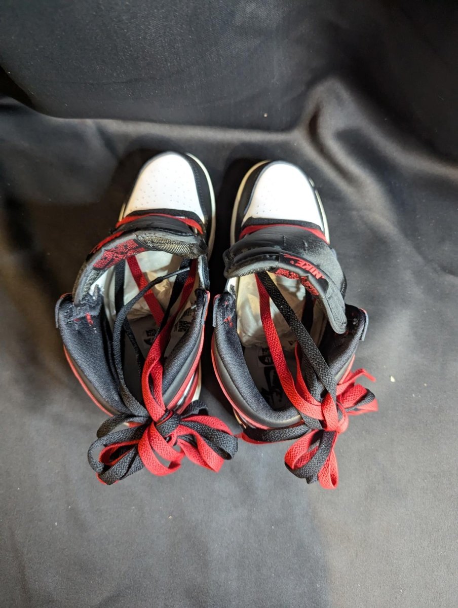 NEW NIB Air Jordan 1 High OG "Black Toe Reimagined" 4Y FD1413 - 106 Red - Sole & Drip