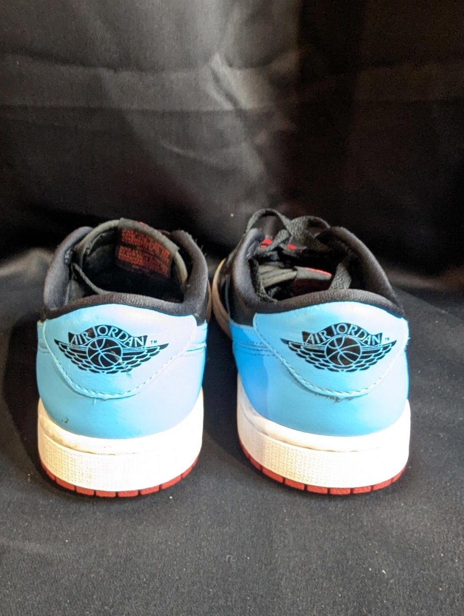 Jordan 1 Retro Low OG "UNC to Chicago" Wmns 7 Used Great CZ0775 - 046 Black/Red - Sole & Drip