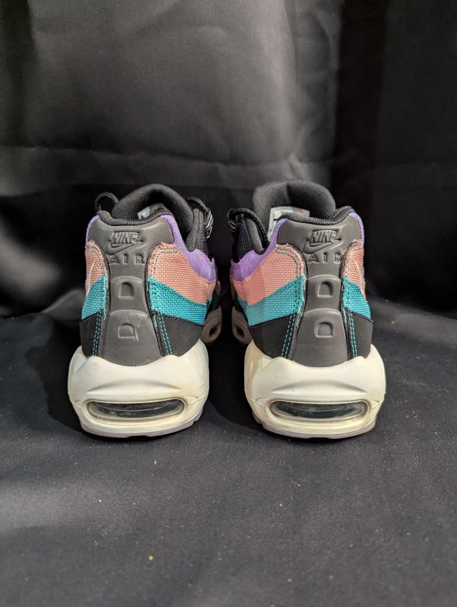 Max 95 "Have a Nike Day" BQ9131 - 001 Men's Size 12 Used Great Condition - Sole & Drip