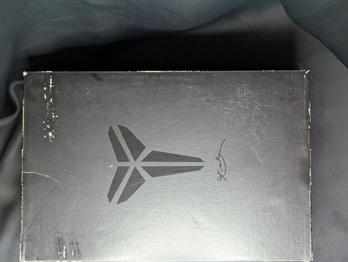 Nike Kobe 1 Protro "81 Pt Game" AQ2728 - 101 Size 8 - Sole & Drip