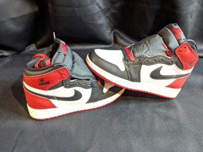 NEW NIB Air Jordan 1 High OG "Black Toe Reimagined" 4Y FD1413 - 106 Red - Sole & Drip
