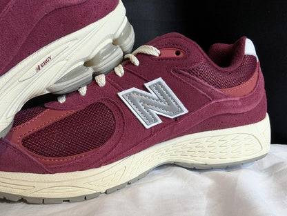 NEW BALANCE 2002R M2002RHA "Red Wine" Suede Pack Men's Size 11 EC W/ Box