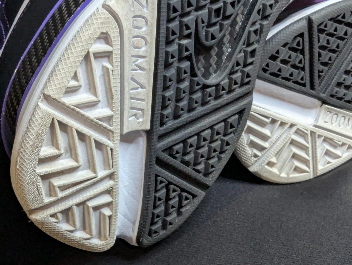 Nike Kobe 1 Protro Purple Reign AQ2728 - 004 Size 8 - Sole & Drip