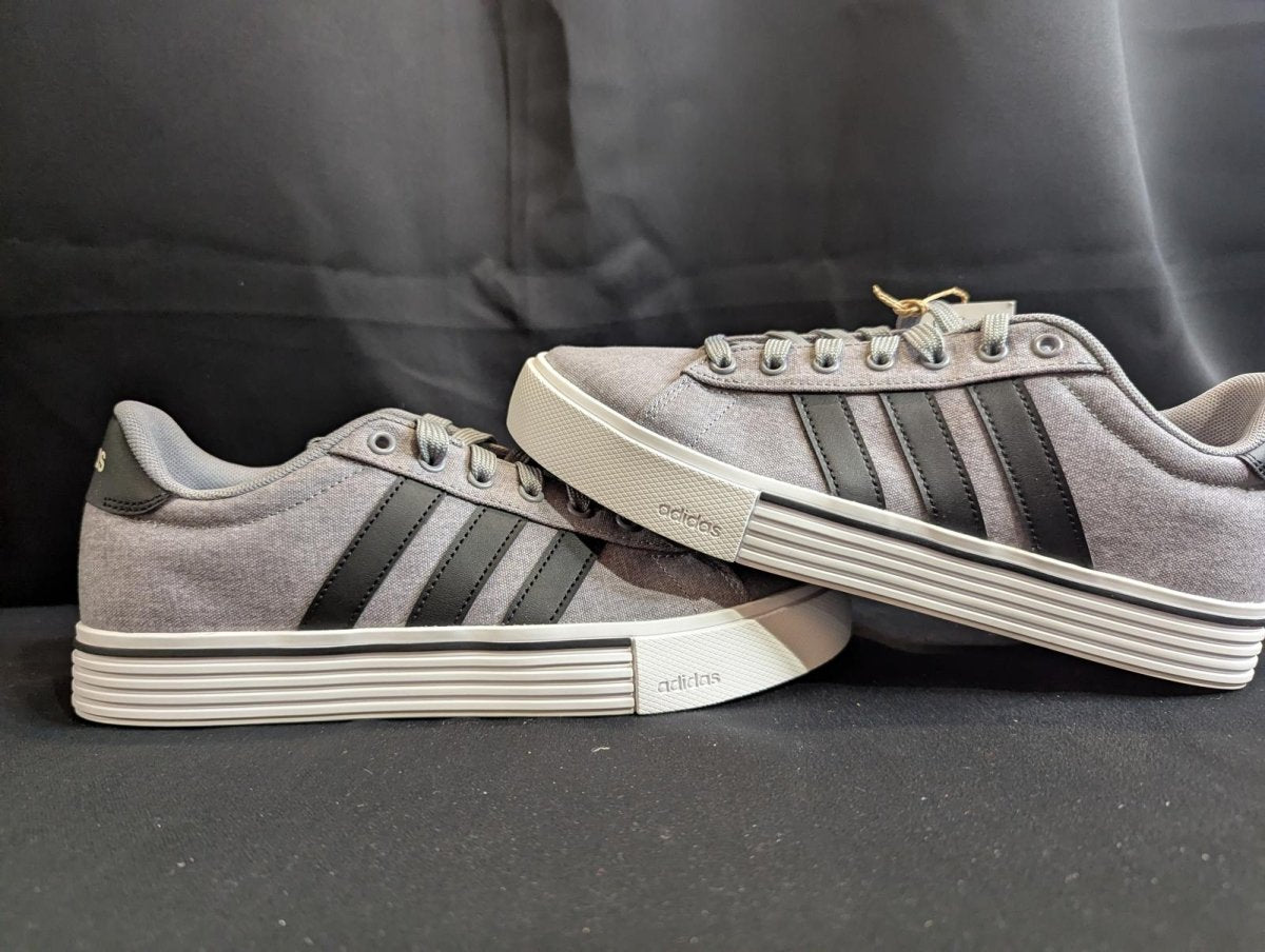 NEW Adidas Daily 4.0 "Grey Four" Black Stripes Men's Size 7.5 IF4493 Low Top - Sole & Drip