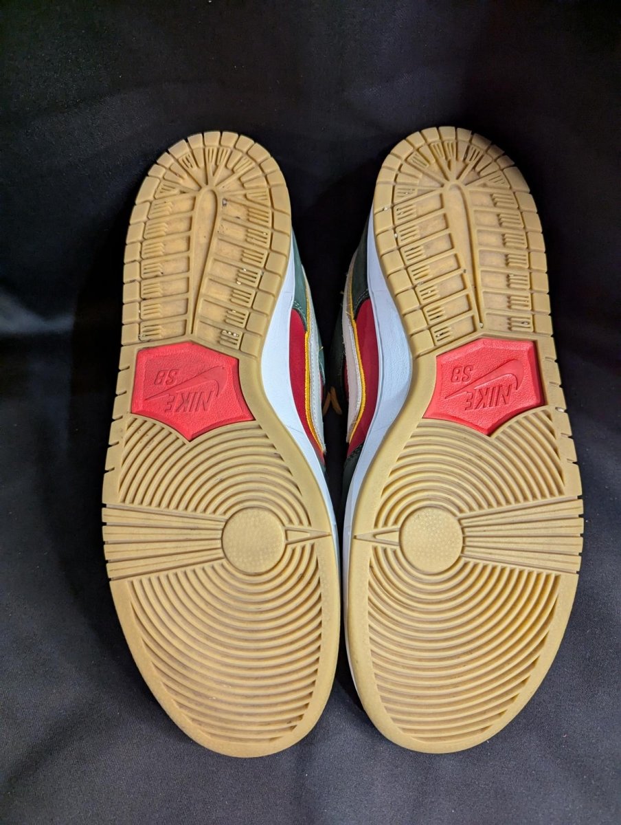 Nike SB Dunk Low Pro PRM "Seattle Supersonics" Green Red US 12 FZ1287 - 300 Used - Sole & Drip