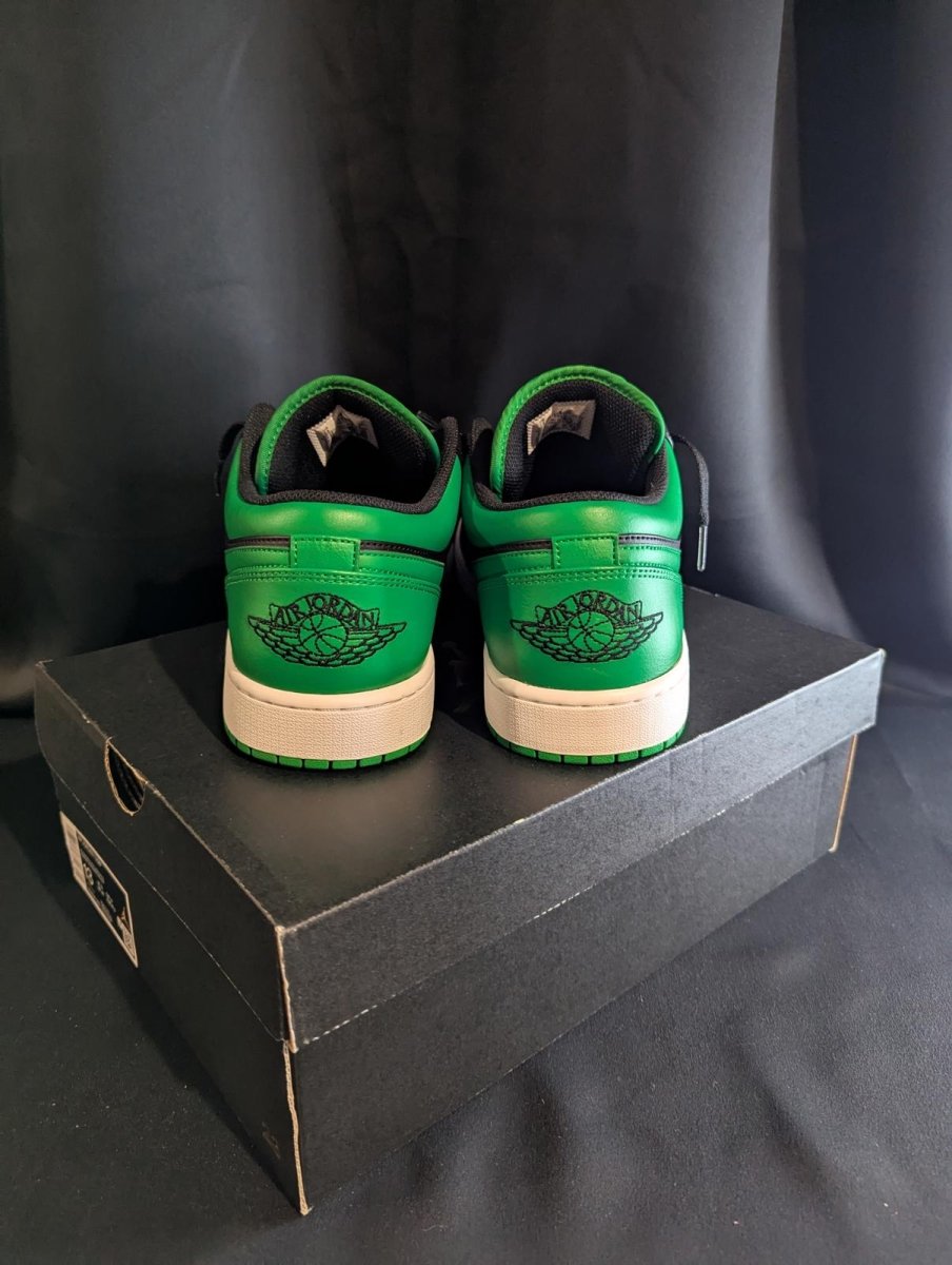 Jordan 1 Low "Lucky Green" Black Green Size 13 Like New VGC w/ Box 553558 - 065 - Sole & Drip