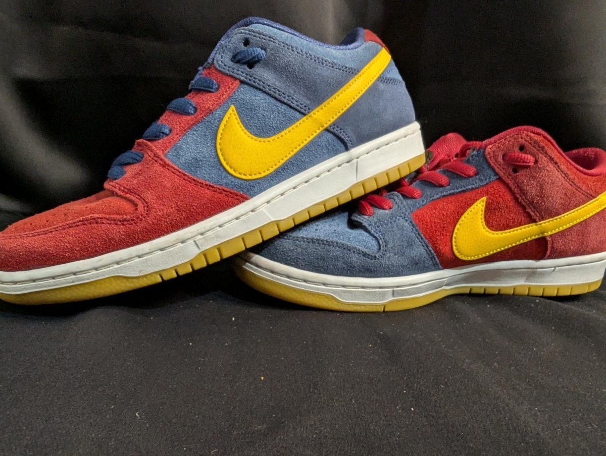 Nike SB Dunk Low Pro "Barcelona" Catalonia Mismatched US 8 DJ0606 - 400 Used - Sole & Drip