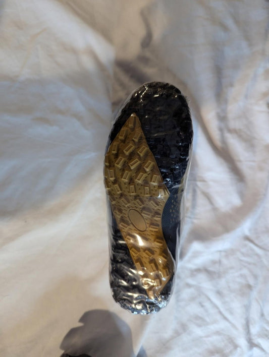 NEW Kids Youth Turf Football Boots Soccer Cleats Black Gold Size 32 (US Y 1 - 2) - Sole & Drip