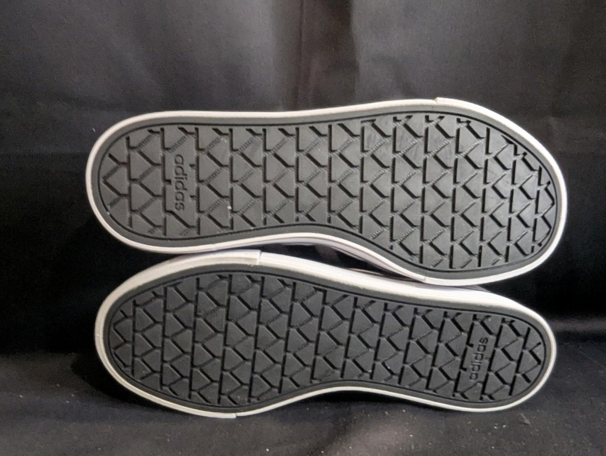 NEW Adidas Daily 4.0 "Grey Four" Black Stripes Men's Size 7.5 IF4493 Low Top - Sole & Drip