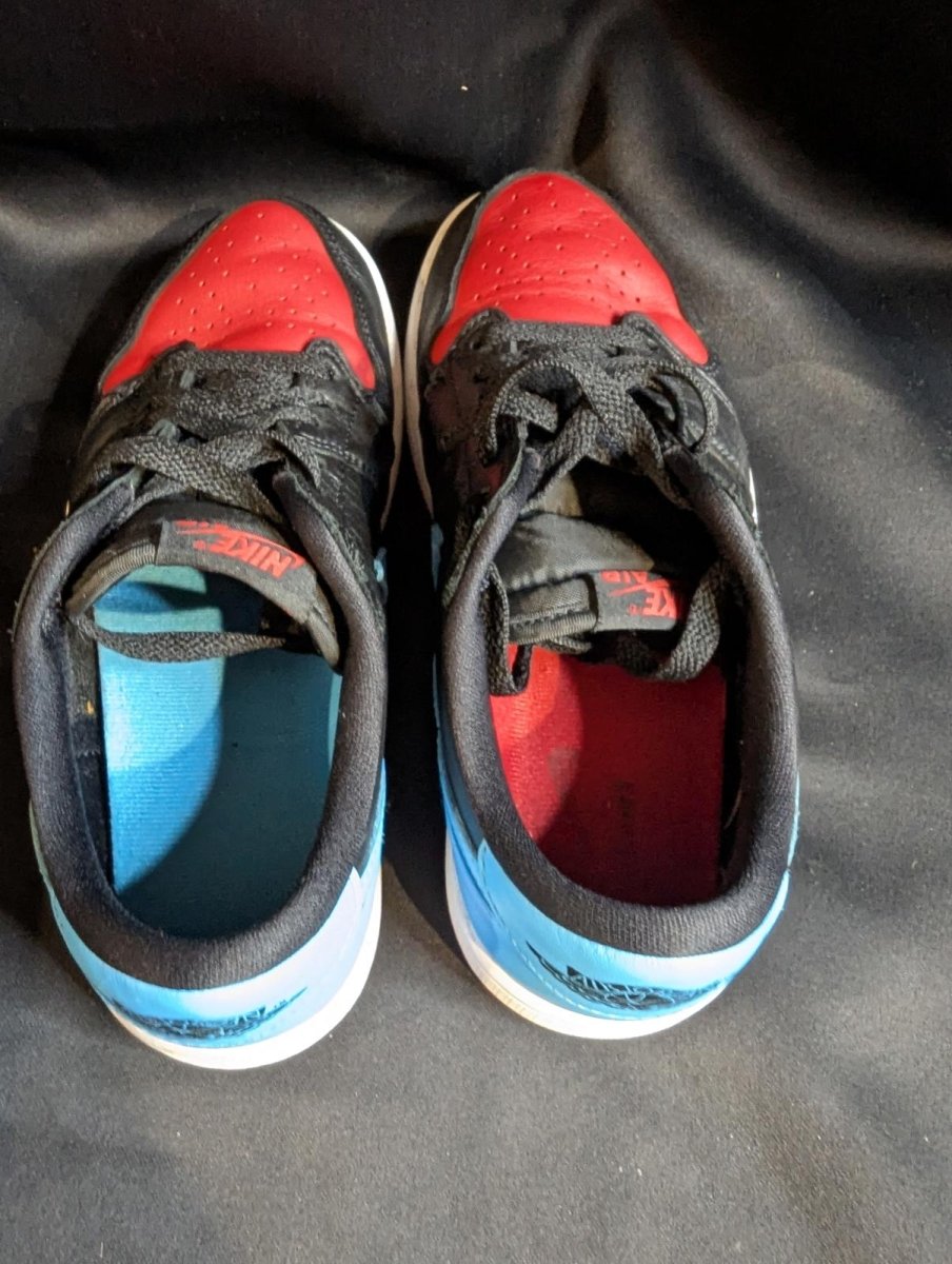 Jordan 1 Retro Low OG "UNC to Chicago" Wmns 7 Used Great CZ0775 - 046 Black/Red - Sole & Drip