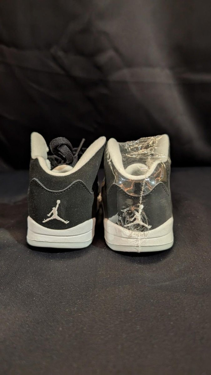Jordan 5 Retro (TD) "Moonlight" Toddler Size 9C 440890 011 - Sole & Drip