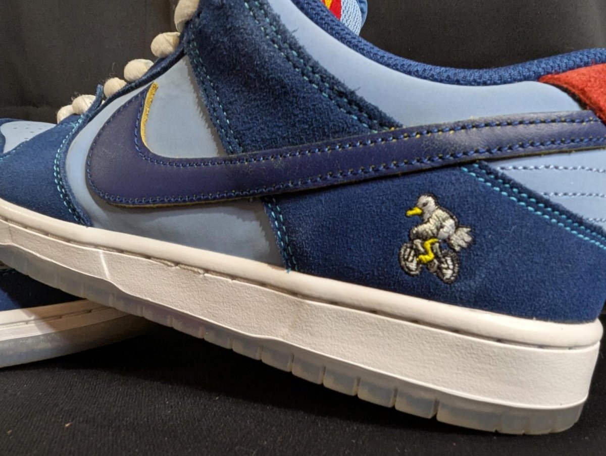 Nike SB Dunk Low Pro "Why So Sad?" Blue Red Size 9 VNDS w/ Box DX5549 - 400 - Sole & Drip