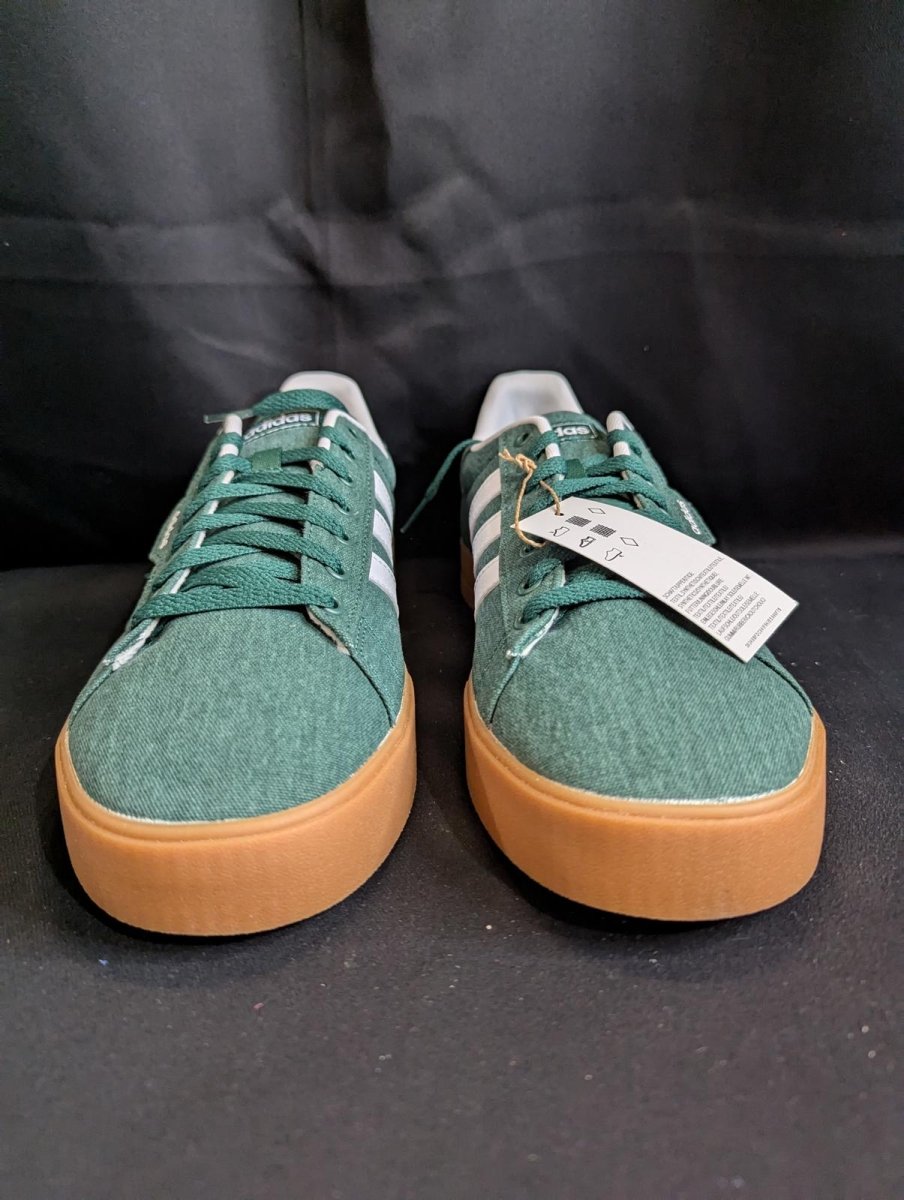 NEW NIB Adidas Daily 3.0 Green White Gum Sole Men's Size 10 IF7487 Casual Shoe - Sole & Drip