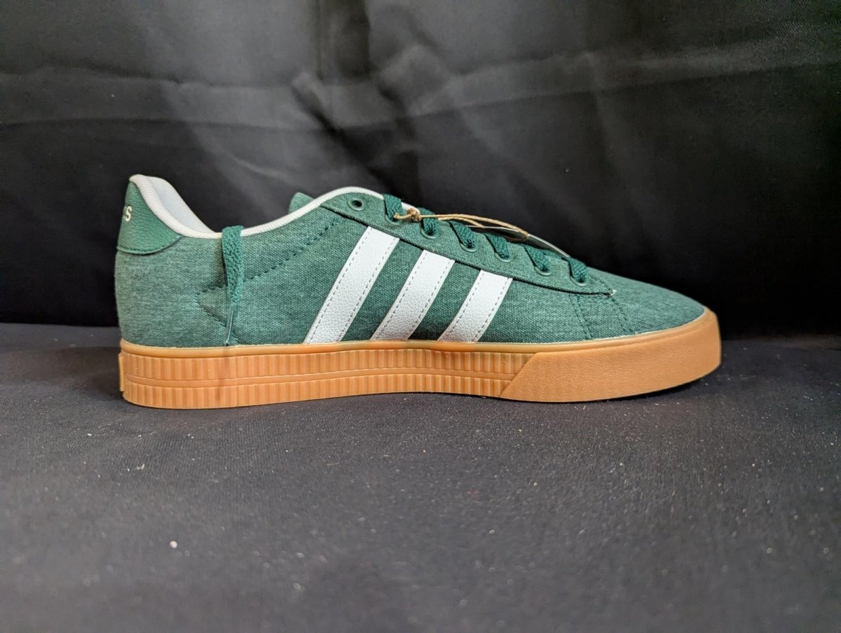 NEW NIB Adidas Daily 3.0 Green White Gum Sole Men's Size 10 IF7487 Casual Shoe - Sole & Drip