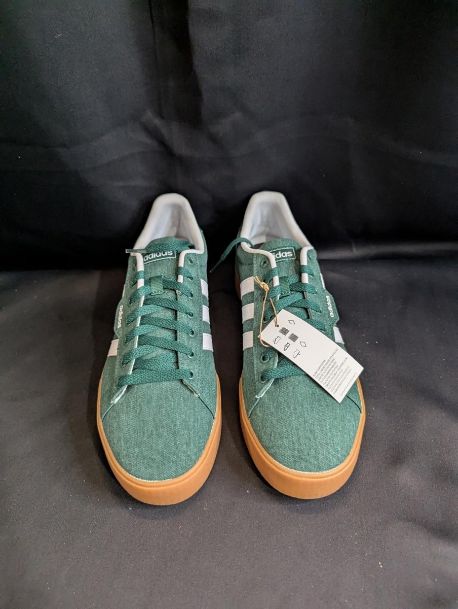 NEW NIB Adidas Daily 3.0 Green White Gum Sole Men's Size 10 IF7487 Casual Shoe - Sole & Drip