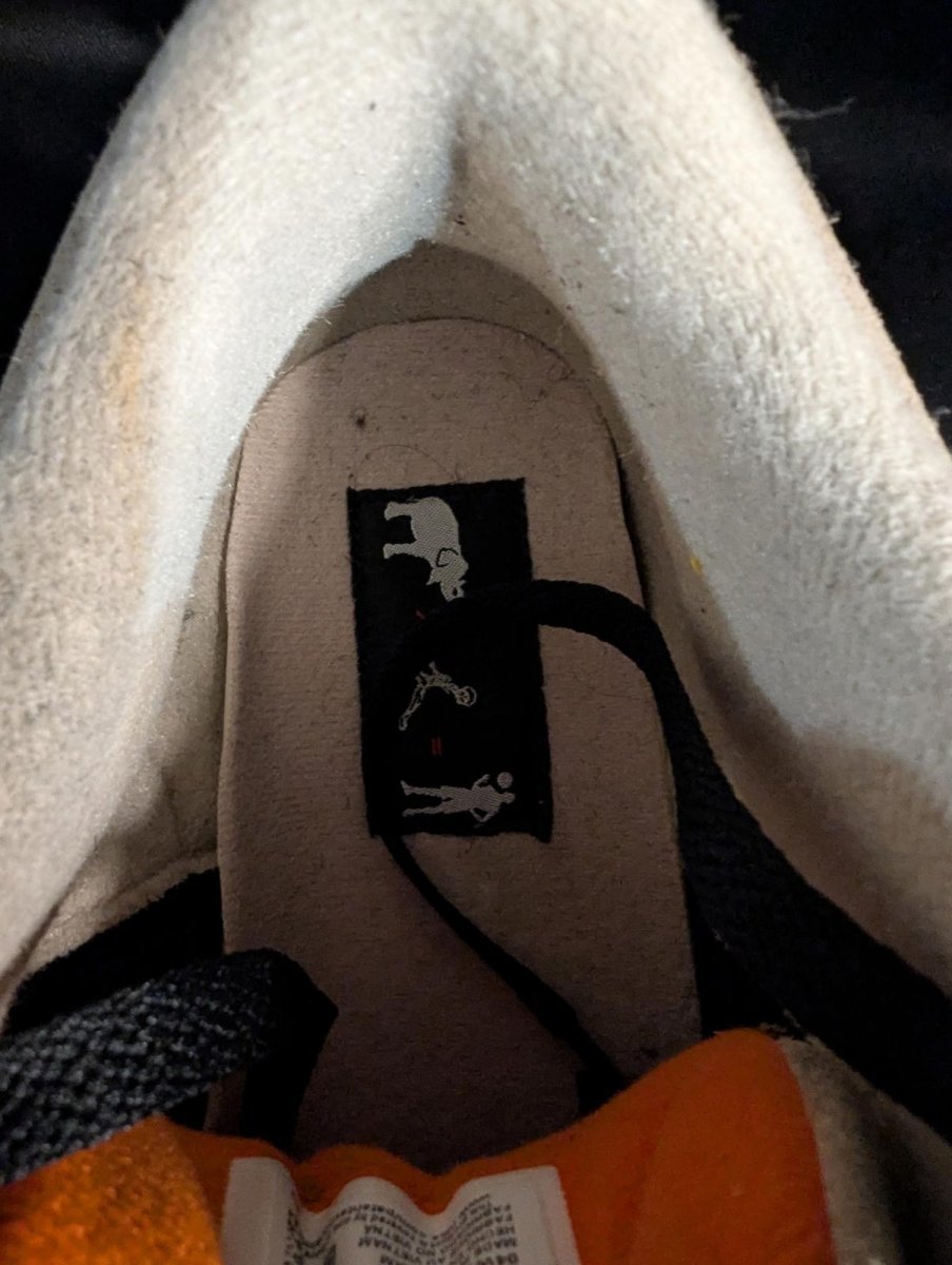 Jordan 3 Retro "Desert Elephant" Black Rush Orange US 8 Used Good CT8532 - 008 - Sole & Drip