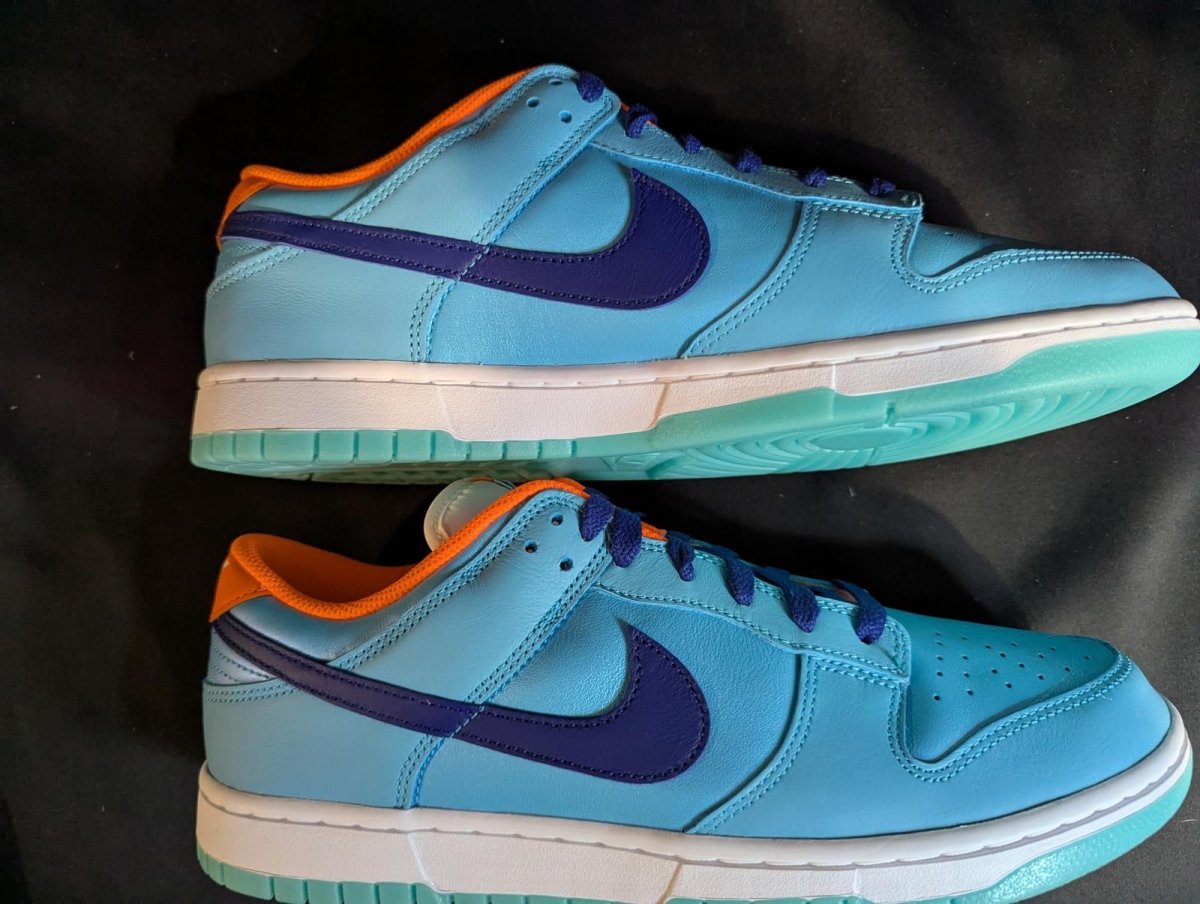 NEW NIB Nike Dunk Low SE "Baltic Blue Total Orange" 11.5 HQ1538 - 416 Aqua Navy - Sole & Drip