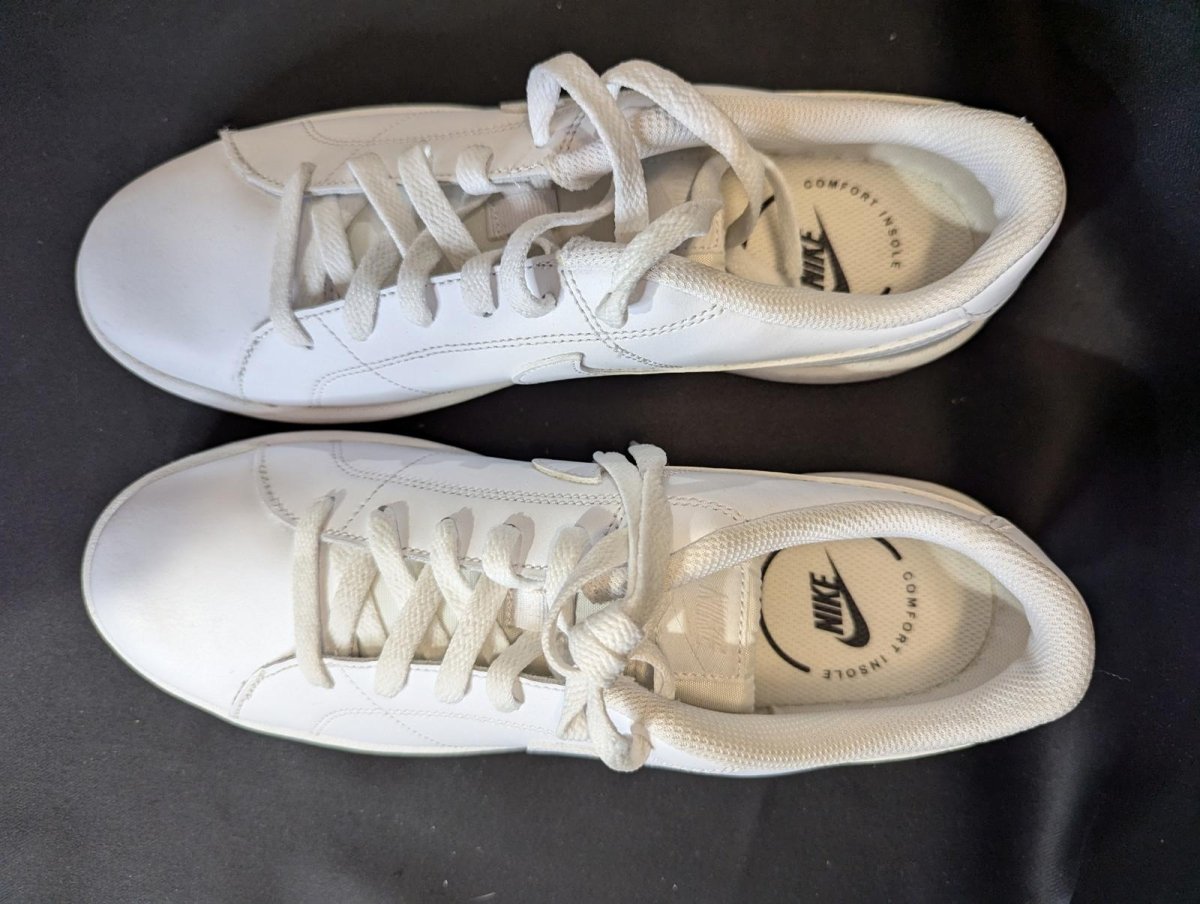 NEW Nike Court Royale 2 Low "Triple White" Wmns 9.5 Classic Sneaker CU9032 - 100 - Sole & Drip