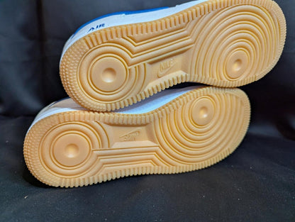 NEW NIB Nike AF1 Low Retro "Color of the Month" Royal Blue 7.5 DJ3911 - 101 - Sole & Drip